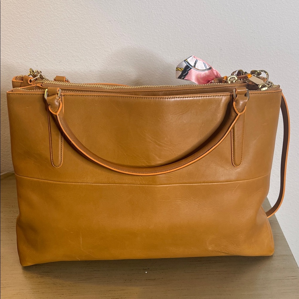 Coach Borough Soft Napa Leather - Picture 3 of 10
